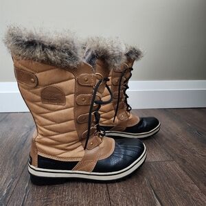 Sorel Joan of Arctic  Winter Boots